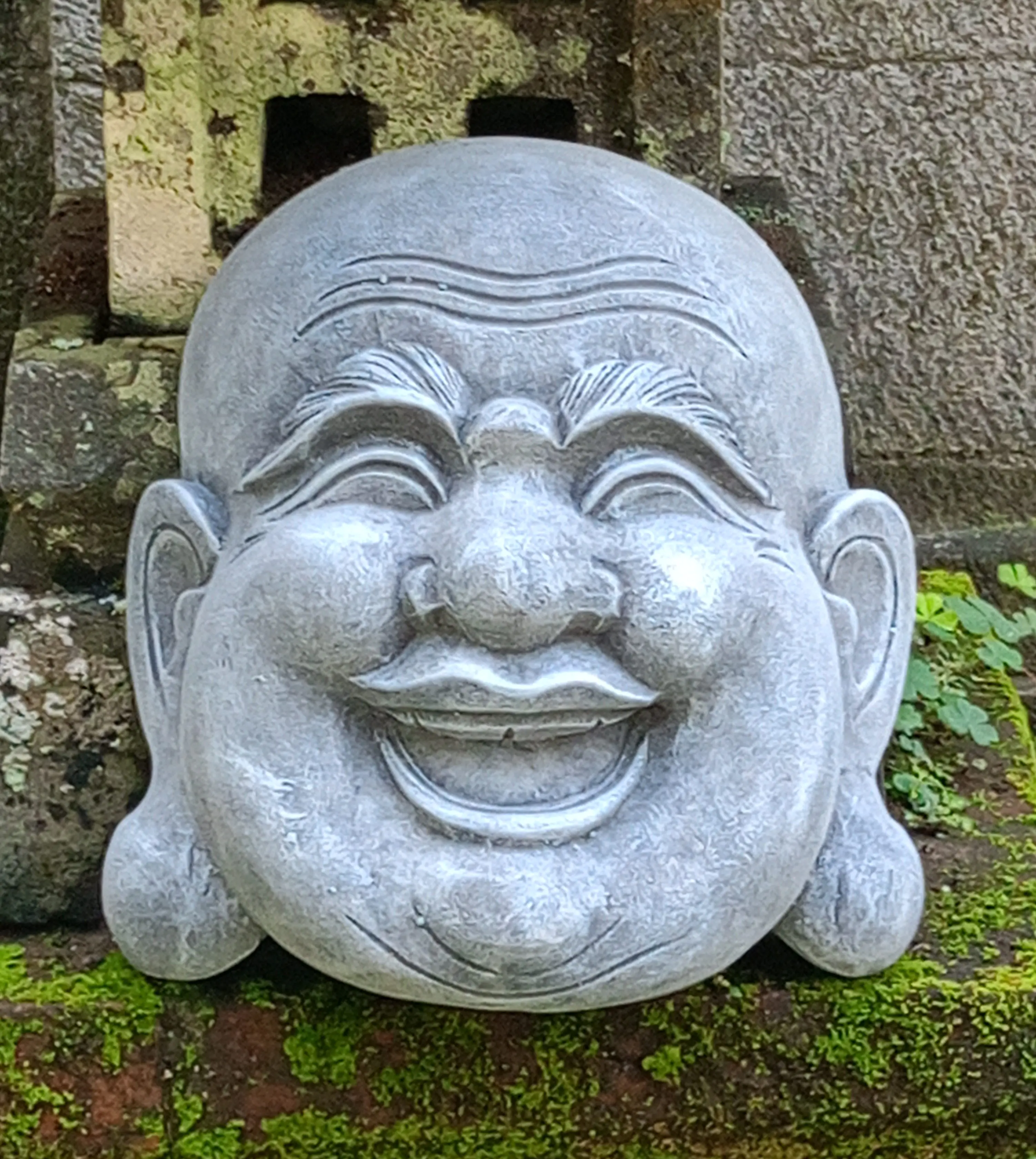  Product image 2 of the product “Mian - Big Buddha mask, 21cm H | cast stone ”